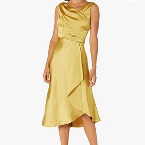 Just Taylor Midi dress